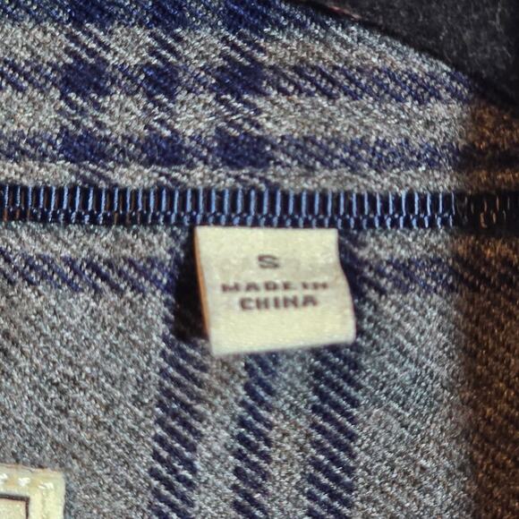 7Diamonds Generation Plaid Button Up Down Shirt Men's Size Small Rugged Outdoor - Picture 7 of 8